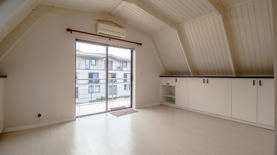 2 Bedroom Property for Sale in Wynberg Upper Western Cape